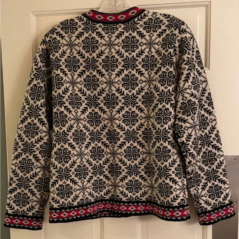 L.L. Bean Rare Vintage Nordic Fair Isle Sweater - Picture 2 of 2